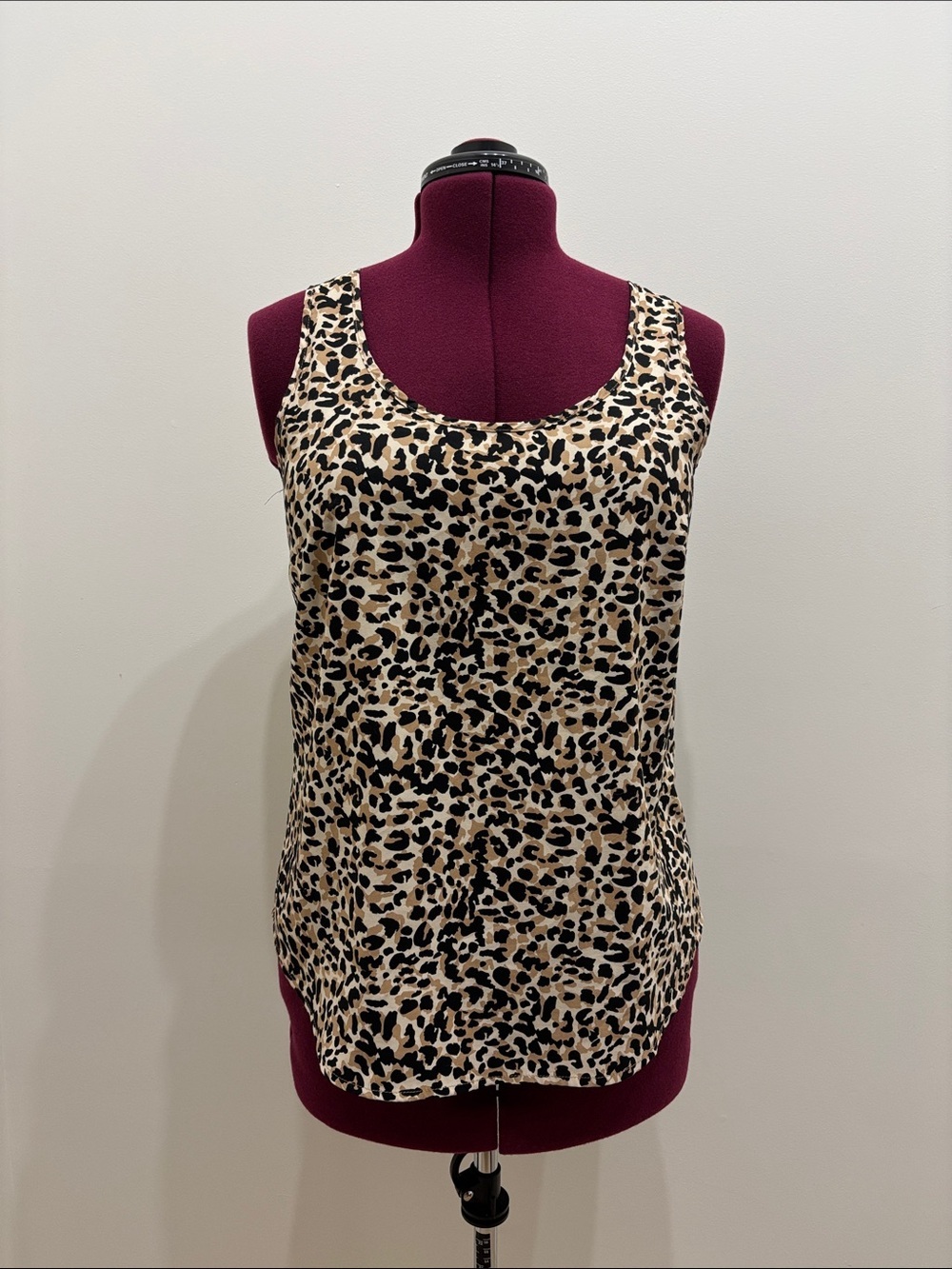 Faded Glory Leopard Print Scoop Neck Tank - Black & Tan